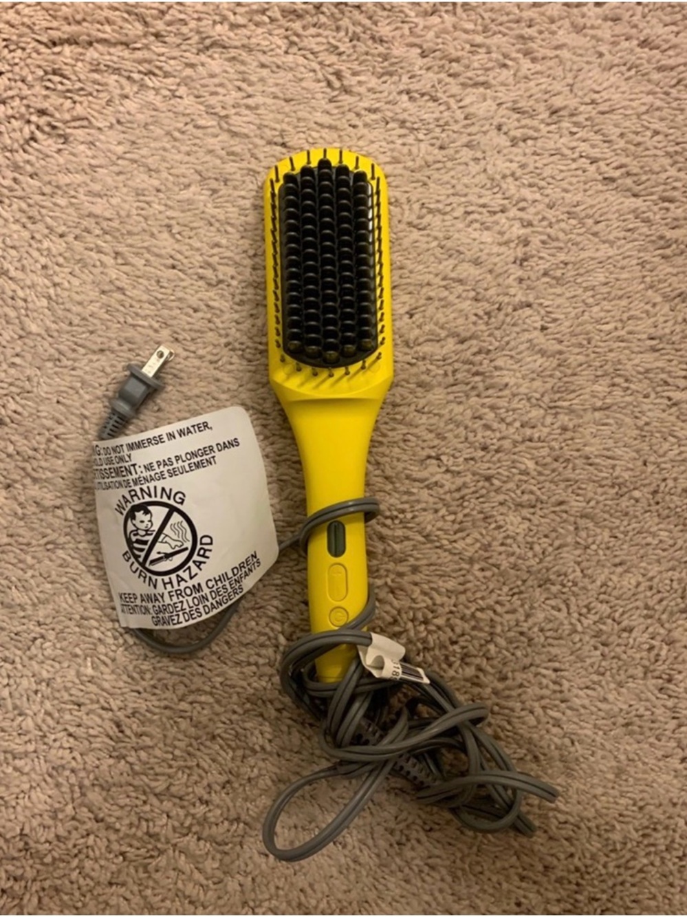 Dry bar: The Brush Crush Heated Straightening Brush